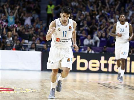 הבלאנקוס חגגו עם מחצית שניה אדירה (getty)