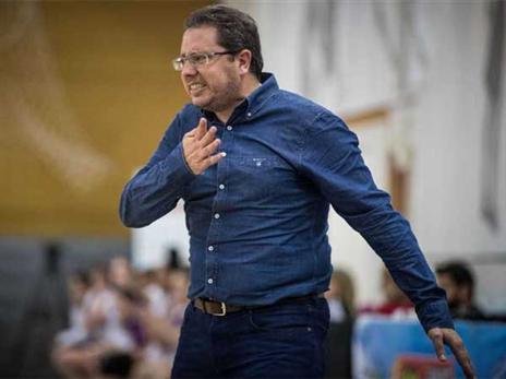 ינצח? ענבר (מנהלת ליגת העל לנשים בכדורסל)