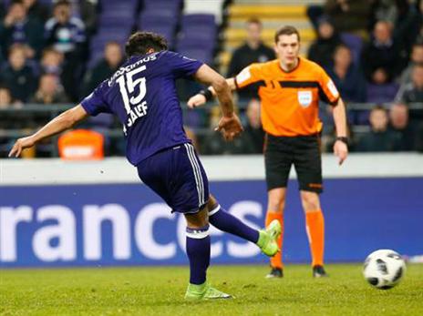 פנדל רע של סייף קלקל משחק טוב שלו (getty)