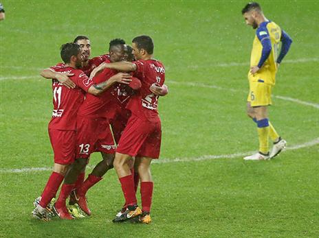 מכבי ת"א צפויה לפנות לרעננה לגבי קמארה (צילום: אלן שיבר)