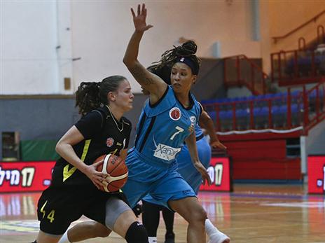 (עודד קרני, מנהלת ליגת הנשים)