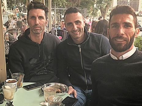 אוהב את ת"א. קוויאר