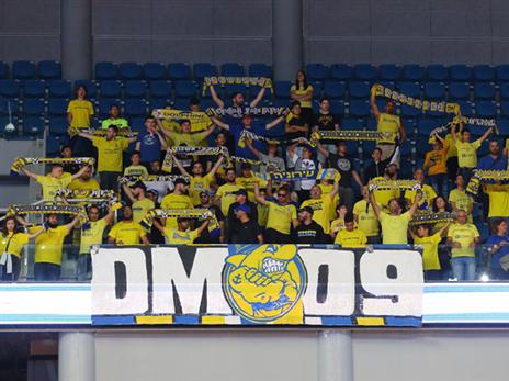 גם לאשדוד הייתה נציגות מכובדת ביציעים (צילום: מנהלת הליגה)