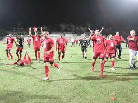 עונה קסומה לחדרה