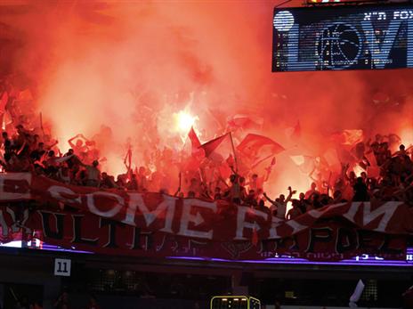 האבוקות של אוהדי הפועל (אלן שיבר)