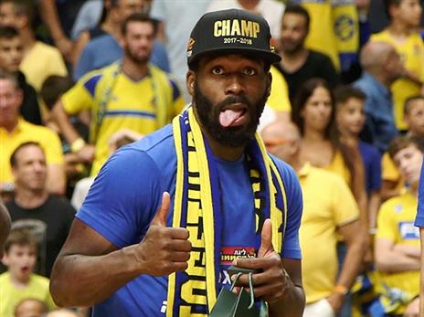 פארגו. הוביל את מכבי לאליפות (אלן שיבר)