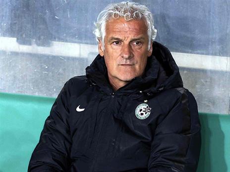 רטן, מחכה למחנה האימונים בהולנד (אלן שיבר)