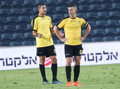 מדחי לדחי. בית"ר (דני מרון)