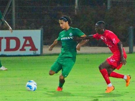 שער ראשון מאז שחזר מפציעה. קהת (צילום: האתר הרשמי של מכבי חיפה)