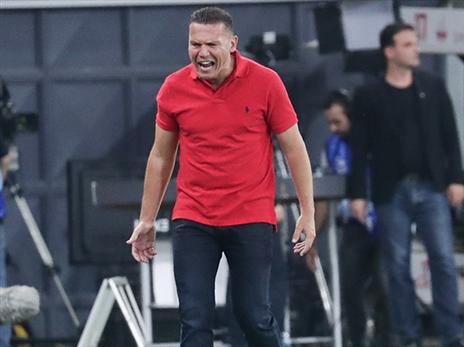 בכר: "מבינים שזה רק ניצחון אחד" (דני מרון)