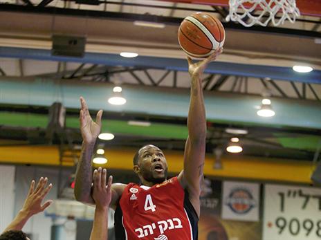 ג'ונסון. ישחק מול אנטוורפן? (אלן שיבר)