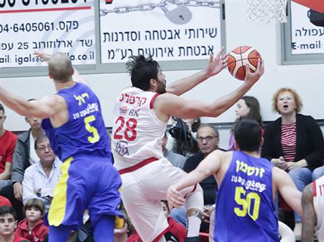 קרפלס, אחד האחראיים על הריצה (דני מרון)