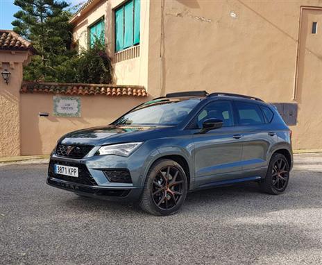 ראו הוזהרתם - מכונית ביצועים לפניכם (צילום: כפיר כשריאן)