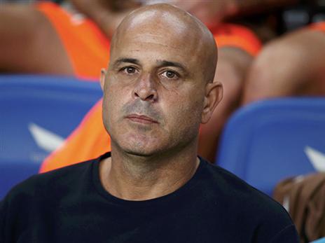 אבוקסיס, הוריד את חניכיו לקרקע (אלן שיבר)