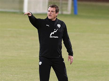 ניסוי כלים אחרון לפני סקוטלנד. הרצוג באימון (אלן שיבר)