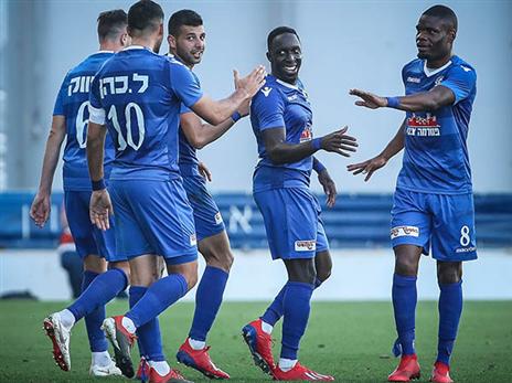 מכבי פ"ת אופטימית (צילום: עודד קרני)