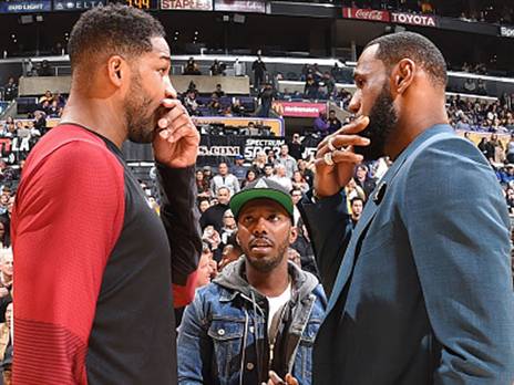 ההתעקשות מול קליבלנד סידרה לתומפסון חוזה חלומי (צילום: Andrew D. Bernstein/NBAE via Getty Images)