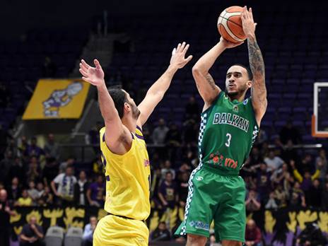 בראון מתעלל בחולון (FIBA)