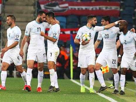 עם הפנים למשחקים הבאים (אלן שיבר)