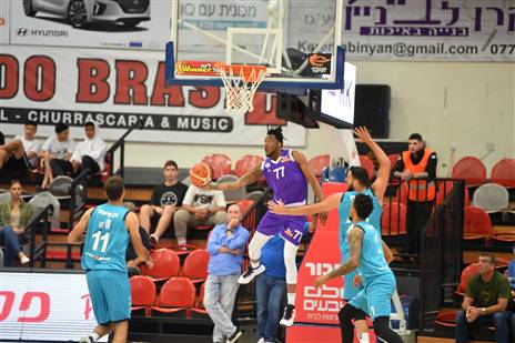 הובסה ללא קושי. נהריה (מנהלת הליגה)