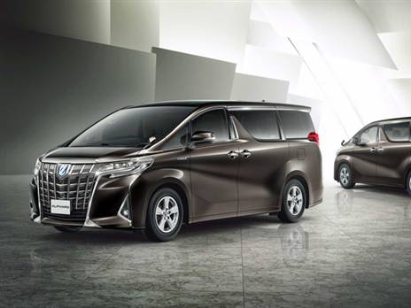 טויוטה אלפרד. מוביל נוסעים זר במחזותינו. הרצפה תשרת את המיניוואן החדש של לקסוס, כנראה גם העיצוב (צילום: יצרן)