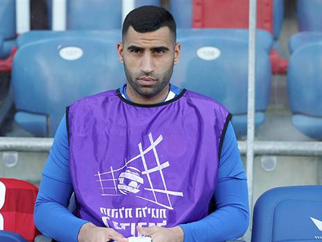 ינקו, איבד את אפודת השוער הראשון (אלן שיבר)