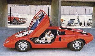 אחת התמונות האחרונות של בוב וואלאס בלמבורגיני קונטאש  בגרסת טרום ייצור