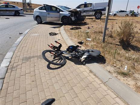 האופניים לאחר התאונה (דוברות המשטרה)