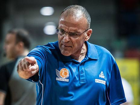 בית הלחמי, מאמין בסגל שלו (עודד קרני)