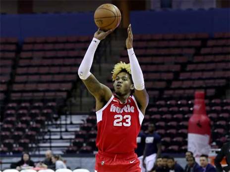 18.9 נקודות בעונה האחרונה בקולג'. טילמן (Getty)