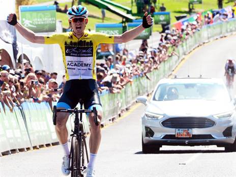 ״הגעתי לאקדמי כדי להוביל אותה לניצחונות ואני מאושר שזה קרה" (צילום: נועה ארנון)