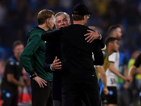 אנצ'לוטי שוב ביצע נוקאאוט לקלופ (GETTY)