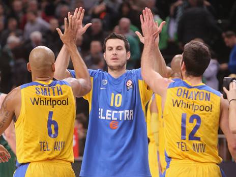 עם פניני במכבי ת"א. יחזרו לשתף פעולה (Getty)