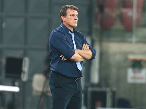 מחזיק ברוב מצד חברי הפורום המקצועי. הרצוג (אלן שיבר)