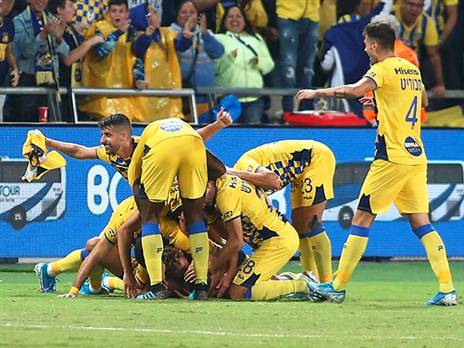 השער הראשון שכובש שחקן מכבי ת"א בבלומפילד (אלן שיבר)