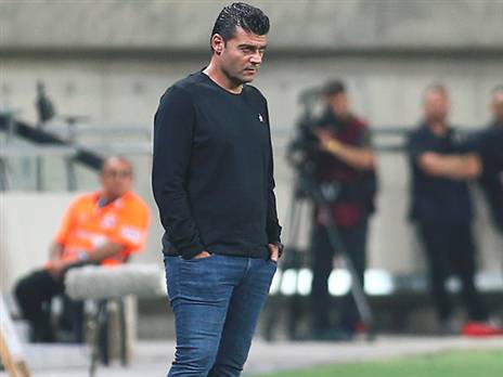 "מאמן טירון בקבוצה גדולה" (אלן שיבר)