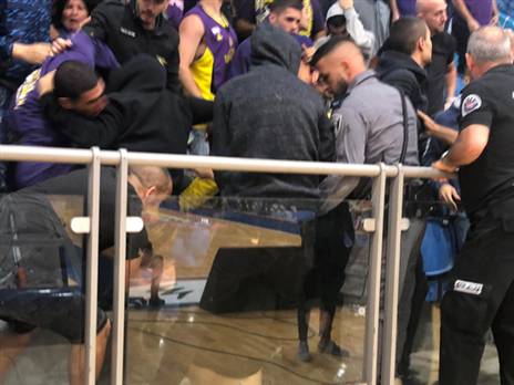 אוהדי ב"ש ניצלו את הפרצה