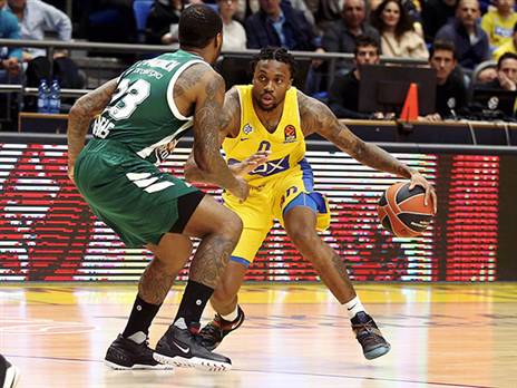 נקודה רגישה. קנדריק ריי (אלן שיבר)