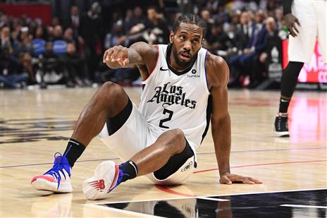 לאנרד על הפרקט. מטוס פרטי יעזור כדי לקום? (getty)