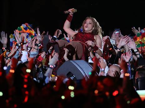 שאקירה, סיפקה שואו בהפסקה (GETTYIMAGES)