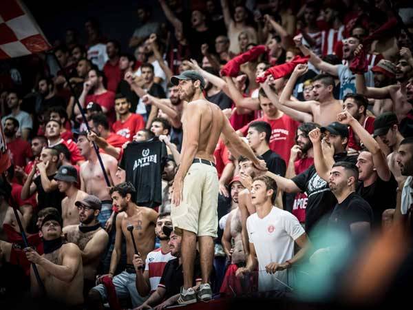 אוהדי הפועל. יוצאים לדרך חדשה (עודד קרני)