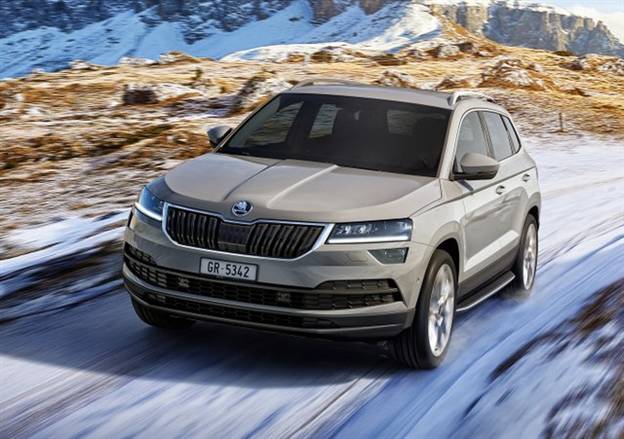 סקודה קארוק הנוכחי. מתיחת פנים קלה בלבד תיחשף בקרוב, אבל עם שינוי גדול מתחת למכסה המנוע