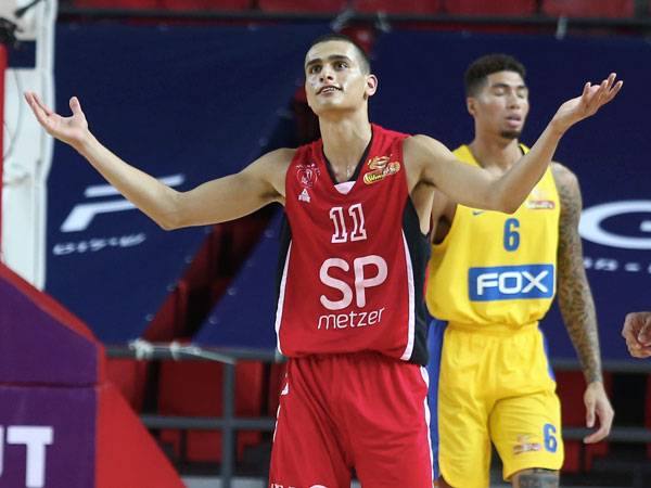 "משחק חכם". ים מדר (צילום: אלן שיבר)