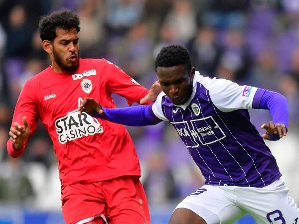 אמבומבו (מימין). האיום העיקרי של ריגה (GETTY)