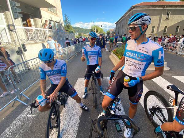 "למה שלא ינצח גם בקטעים?" (צילום: נועה ארנון)