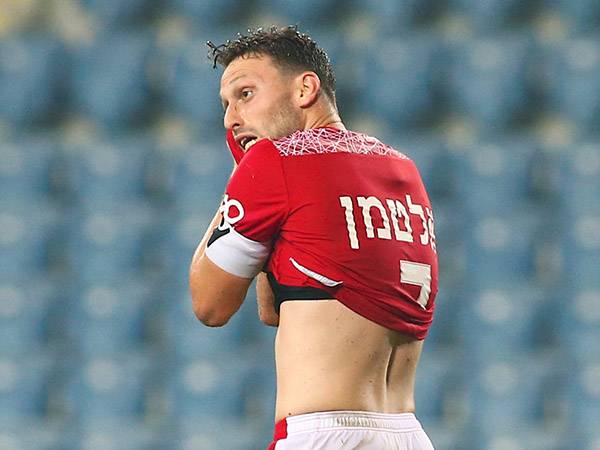 כעס על החלטת הממשלה. אלטמן (אלן שיבר)