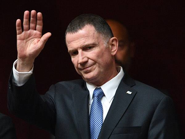 החרבת את הענף. אדלשטיין (getty)