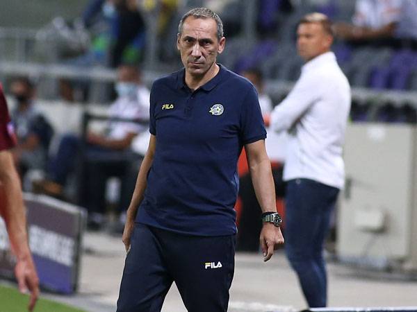 דוניס. כבר למעלה מחודש לא היה לו סגל מלא (אלן שיבר)