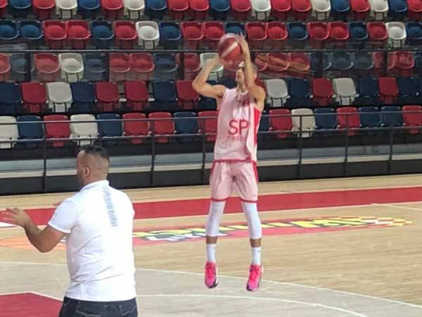 מדר, לא ויתר על אימון בקבוצת נעוריו