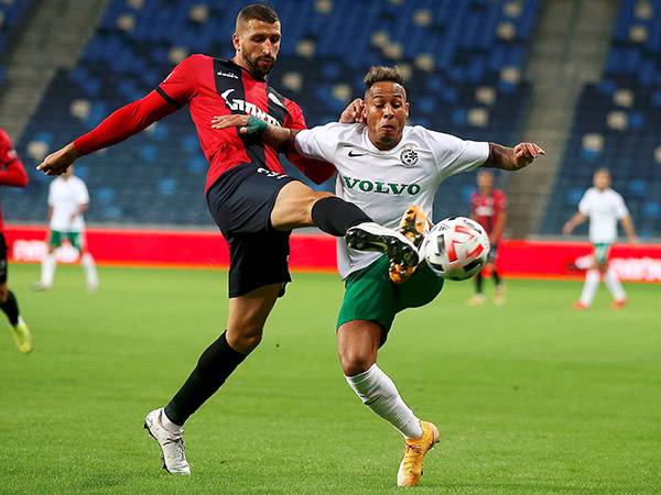 שרי. ככה זה נראה ביום רע שלו (אלן שיבר)